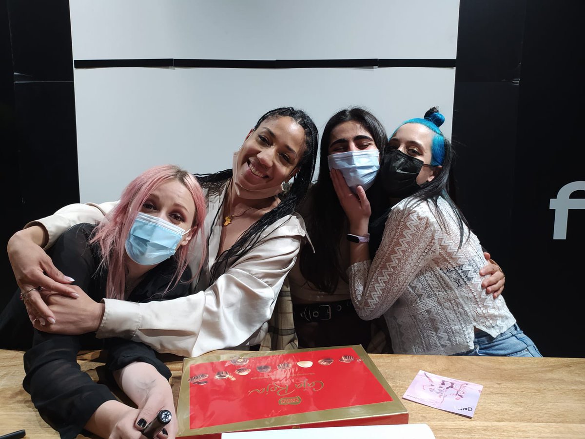 elena 🔥 whisper era tweet media