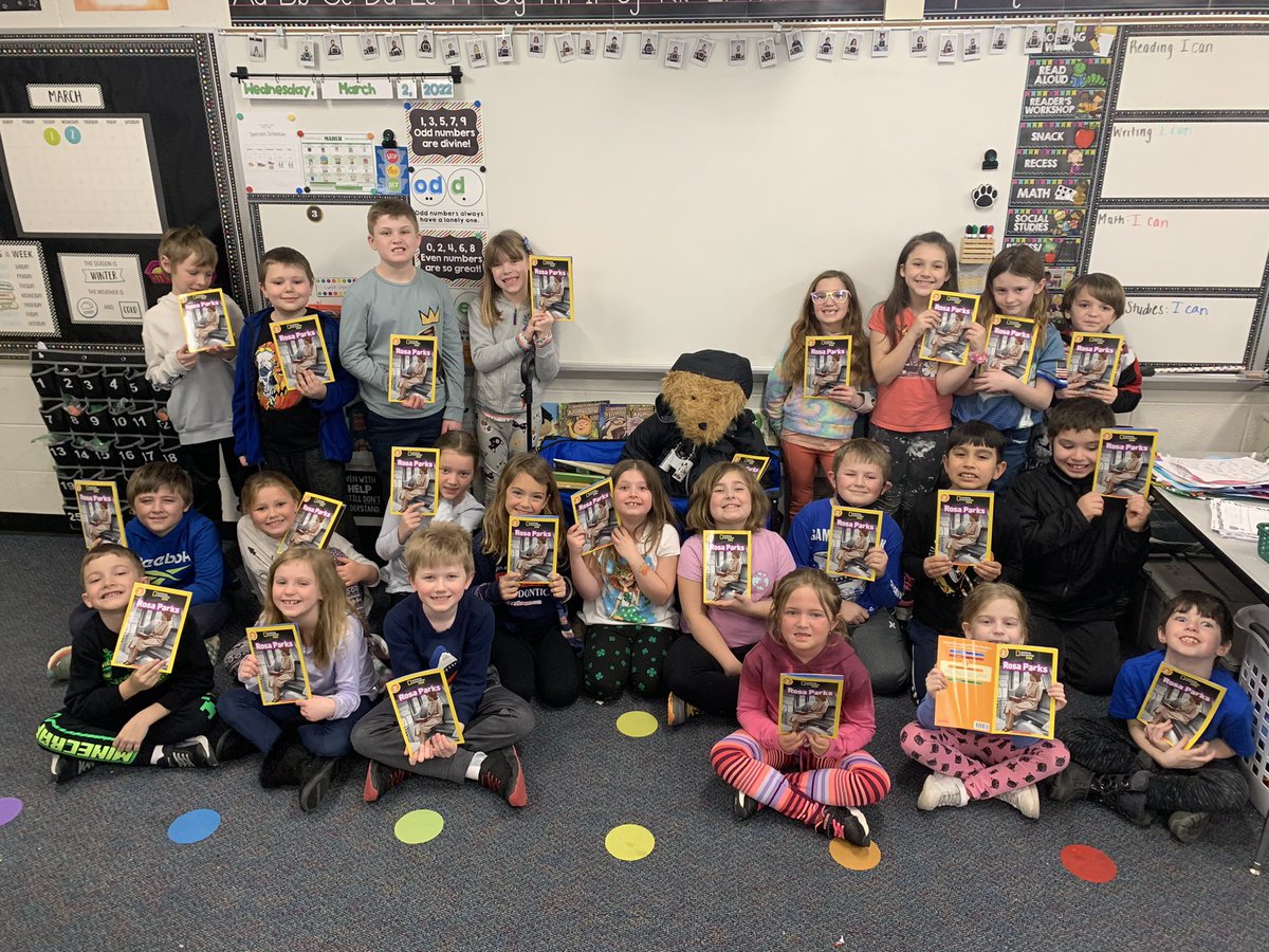 MsDewitt's tweet image. Frank the bear came to visit these 2nd graders today! They were so excited to hear a story about the rainforest and for Frank to join their book of the month photo. #WildAboutReading @SLCSBartlett
