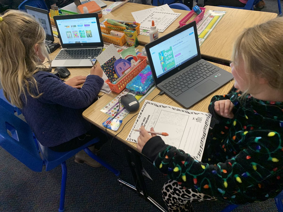 Frank the bear came to visit these 2nd graders today! They were so excited to hear a story about the rainforest and for Frank to join their book of the month photo. #WildAboutReading <a href="/SLCSBartlett/">Bartlett Elementary</a>