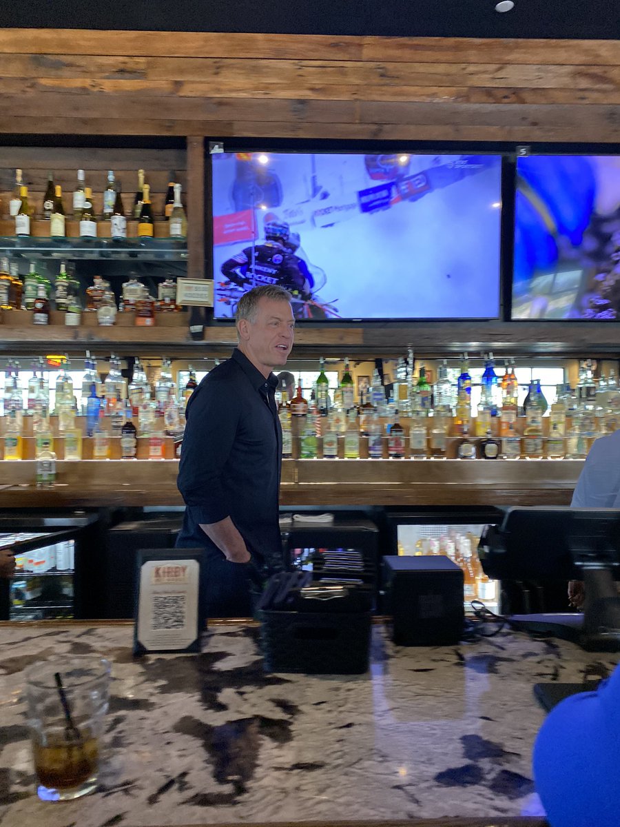 queenbspice's tweet photo. Oh my heart !!! #cowboys #eightbeer #teameight https://t.co/VySu63vRLY