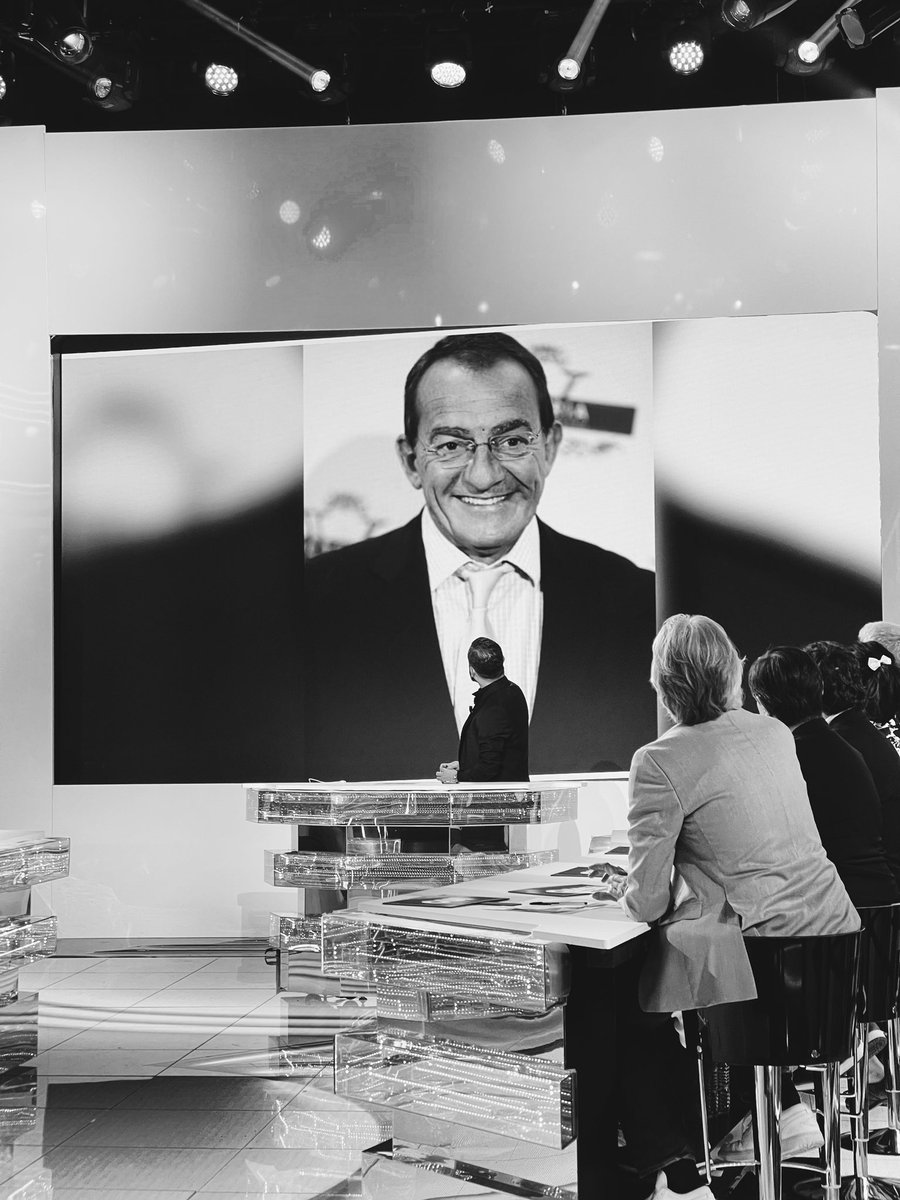 Tu vas bcp bcp me manquer mon Jean-Pierre. 🖤