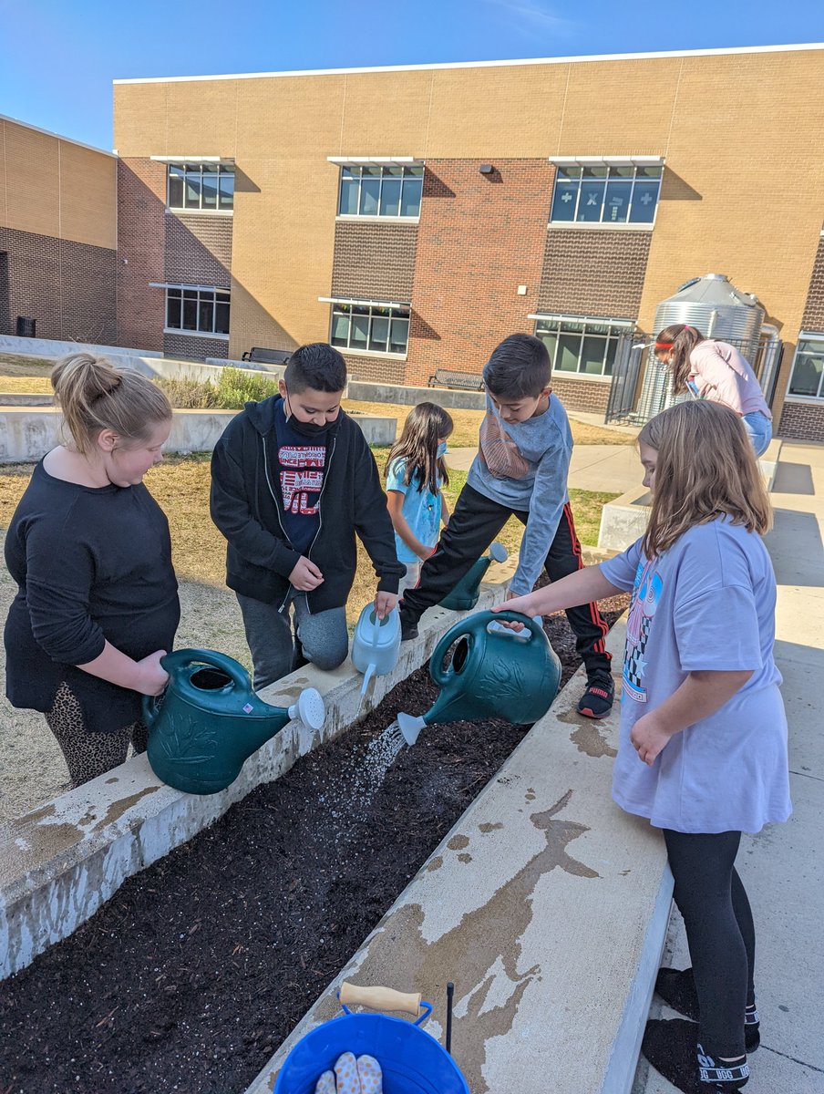 MrsSandoval tweet media