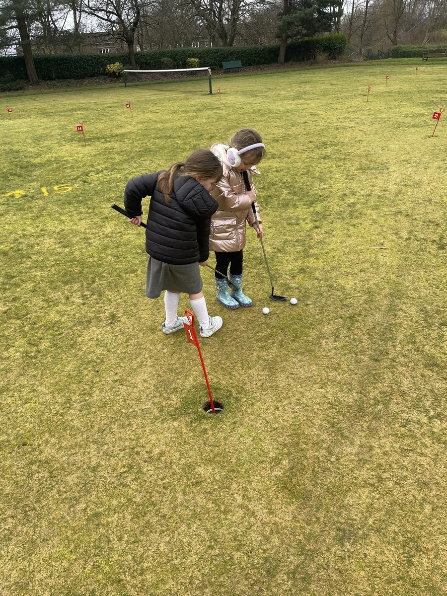 MissMachray's tweet image. Primary 1 had great fun today up at the Sports Hub in Alexandra Park 😊 lots of turn taking, perseverance and cooperation skills were being demonstrated! Well done everyone 🌟 @HaghillTeam