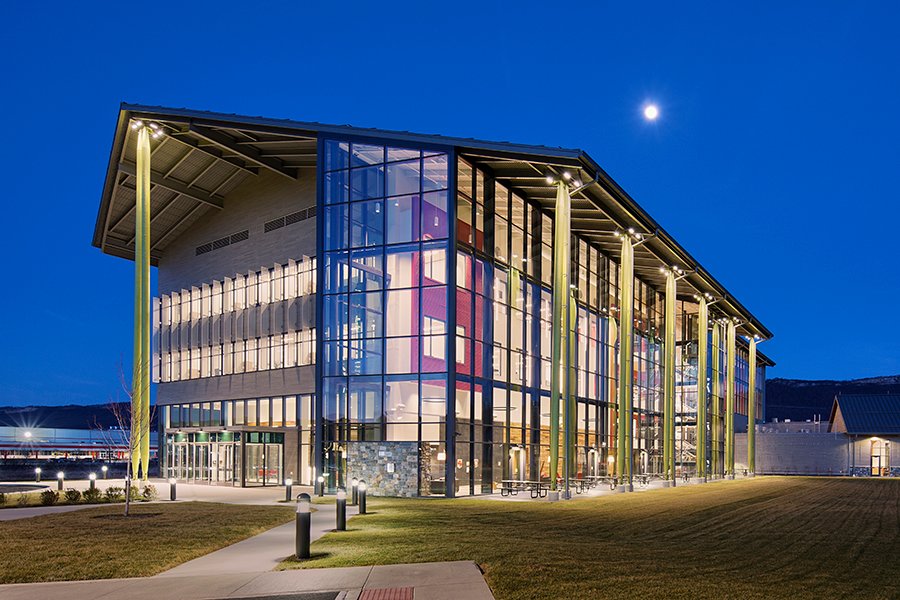 TranSystems's tweet photo. For this #WhatWeDoWednesday we are featuring our Architecture practice. Check out the Sheetz Operations & Training Center that L.R. Kimball, now TranSystems, designed.
#Architecture #ArchitectureServices #ArchitecturePractice https://t.co/vTEMxQMcnT