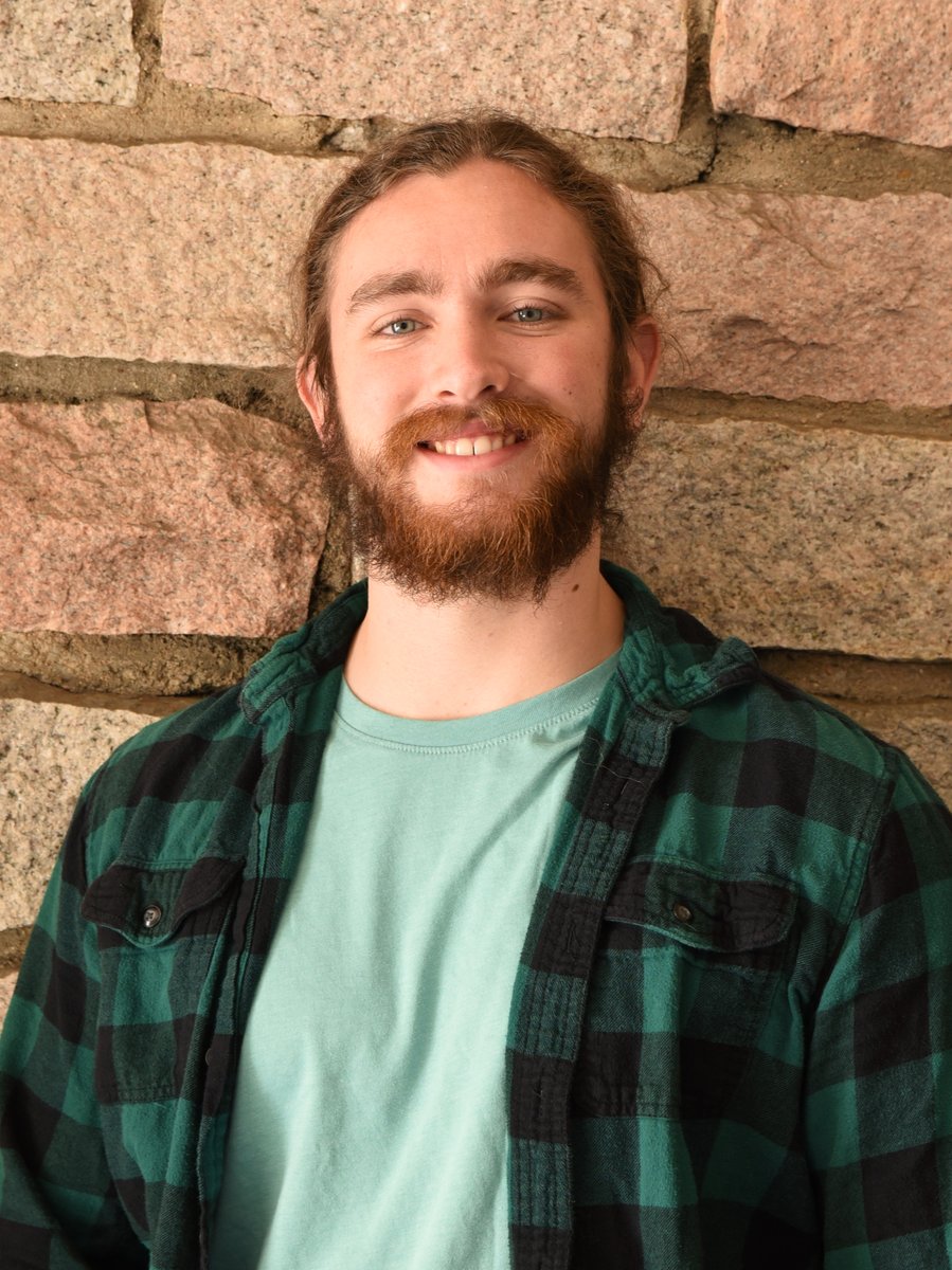 AVLCitySchools's tweet photo. Asheville High's Nick Mueller &amp; Xander White are among just 15,000 finalists ACROSS THE COUNTRY for this year's National Merit Scholarship Program! This distinction now puts them in the running to receive scholarships worth nearly $30 million. 

https://t.co/vDKE0IH9fe https://t.co/2eCpO93n5L