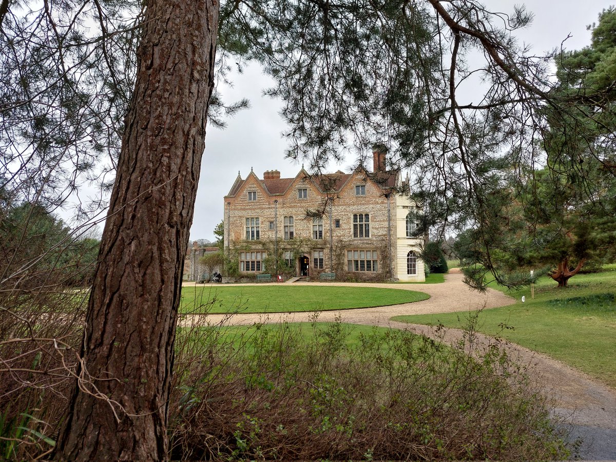MattHowling's tweet image. Visit to @NTGreysCourt near Henley on Thames, former holiday home of author Ian Fleming's mother Evelyn, and used as a location for Poirot, Downton Abbey, &amp;amp; Daniel Deronda, etc. #tv #NT