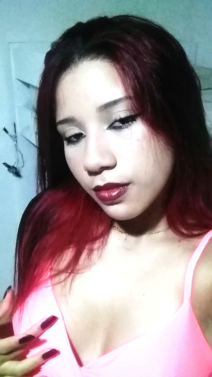 anaxrms's tweet photo. can i get a kiss?? https://t.co/kmFOMoWKt8