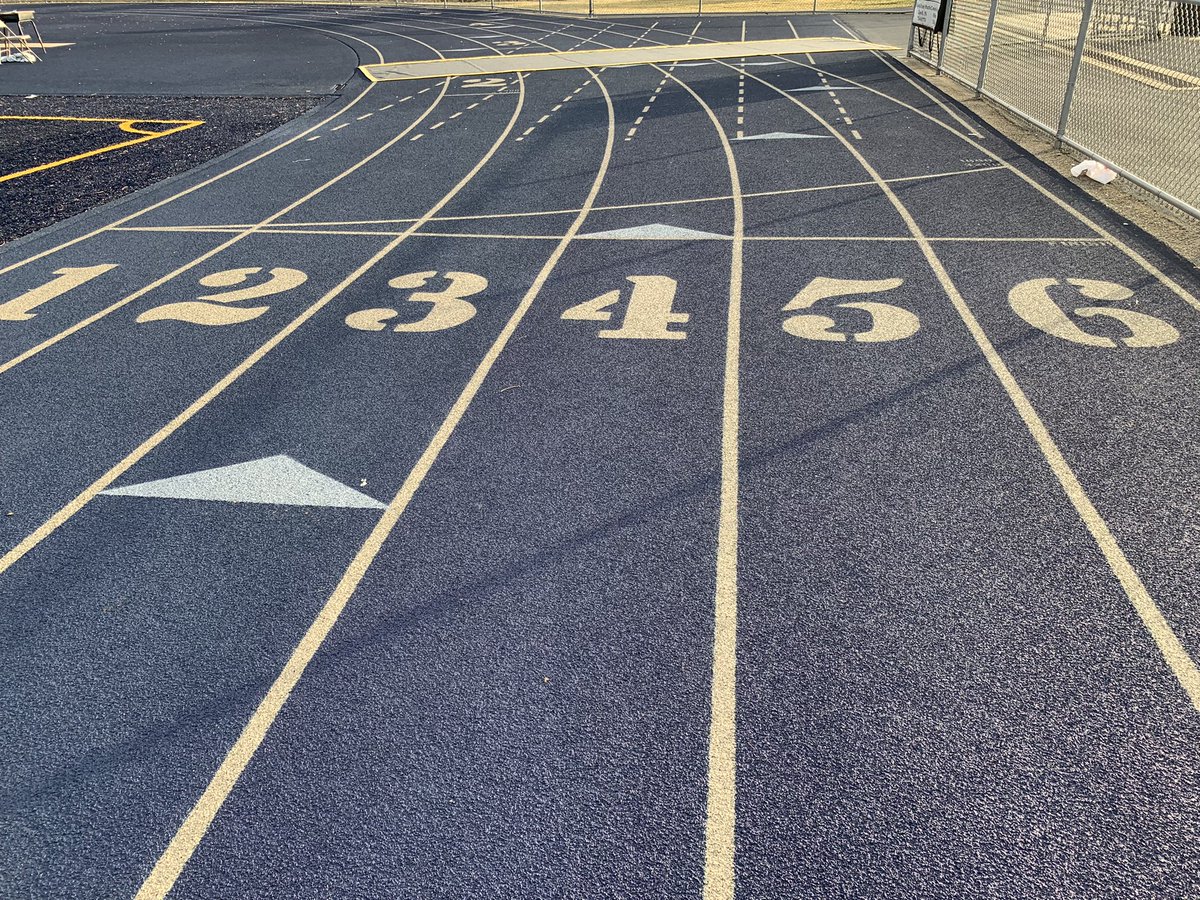 McGTrackField's tweet photo. Monday it all begins ! https://t.co/Ggo0tJ5uzF