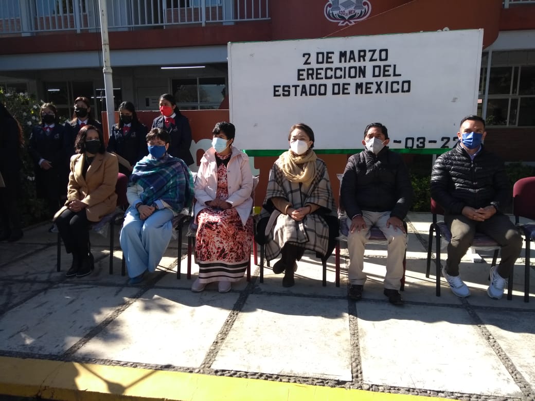 Normal3Toluca's tweet photo. La Escuela Normal No 3 de Toluca, conmemora la fecha 2 de marzo "Erección del Estado de México". 

#N3T
#2DeMarzo https://t.co/59bemu3kOF