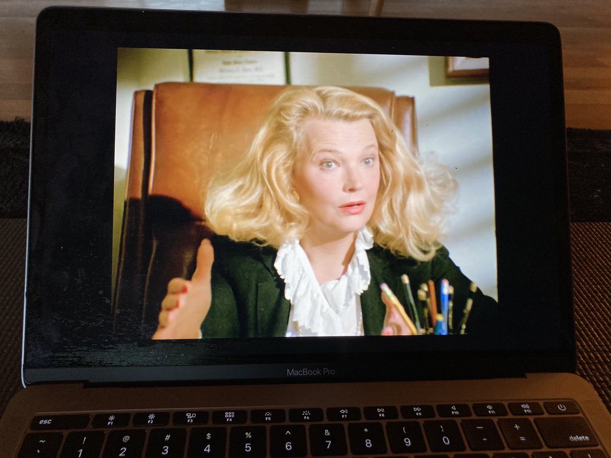 karywayson's tweet photo. Gena Rowlands’s hair shld be its own category. #lovestreams https://t.co/TGscHKYKc0