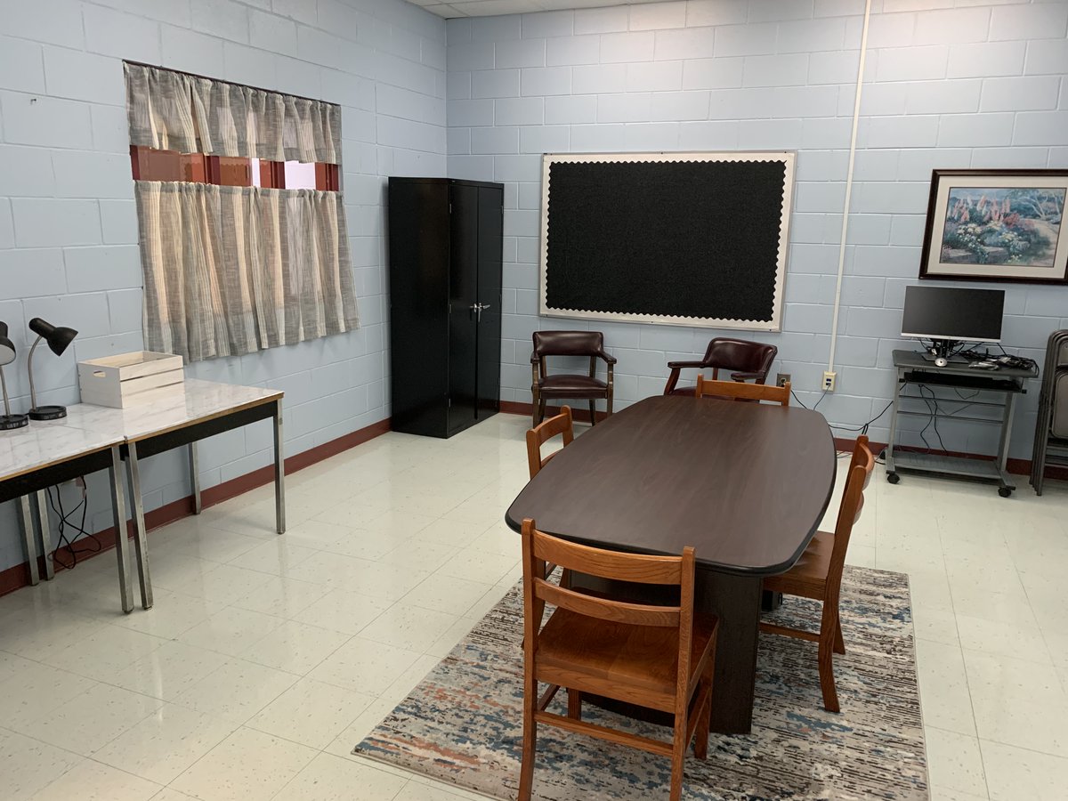 SECHS_Cobras's tweet photo. Our Mindfulness/Mediation Room is a space for scholars &amp; staff to relax, breathe, rest, or peacefully resolve conflict. Amenities include: ambient lighting, reading lounge chairs, tables, coloring pages &amp; colored pencils, writing pens/pencils, &amp; printed meditation techniques. https://t.co/oNP9N7NFH7