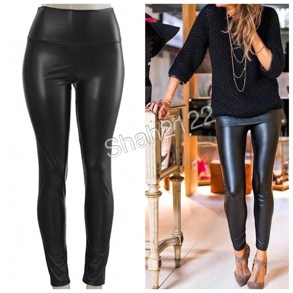 JaysNJaxonMommy's tweet photo. So good I had to share! Check out all the items I'm loving on @Poshmarkapp from @shoecoach101 #poshmark #fashion #style #shopmycloset #aacollection: https://t.co/n7ZN4hqv9z https://t.co/pZpPft9Nuk