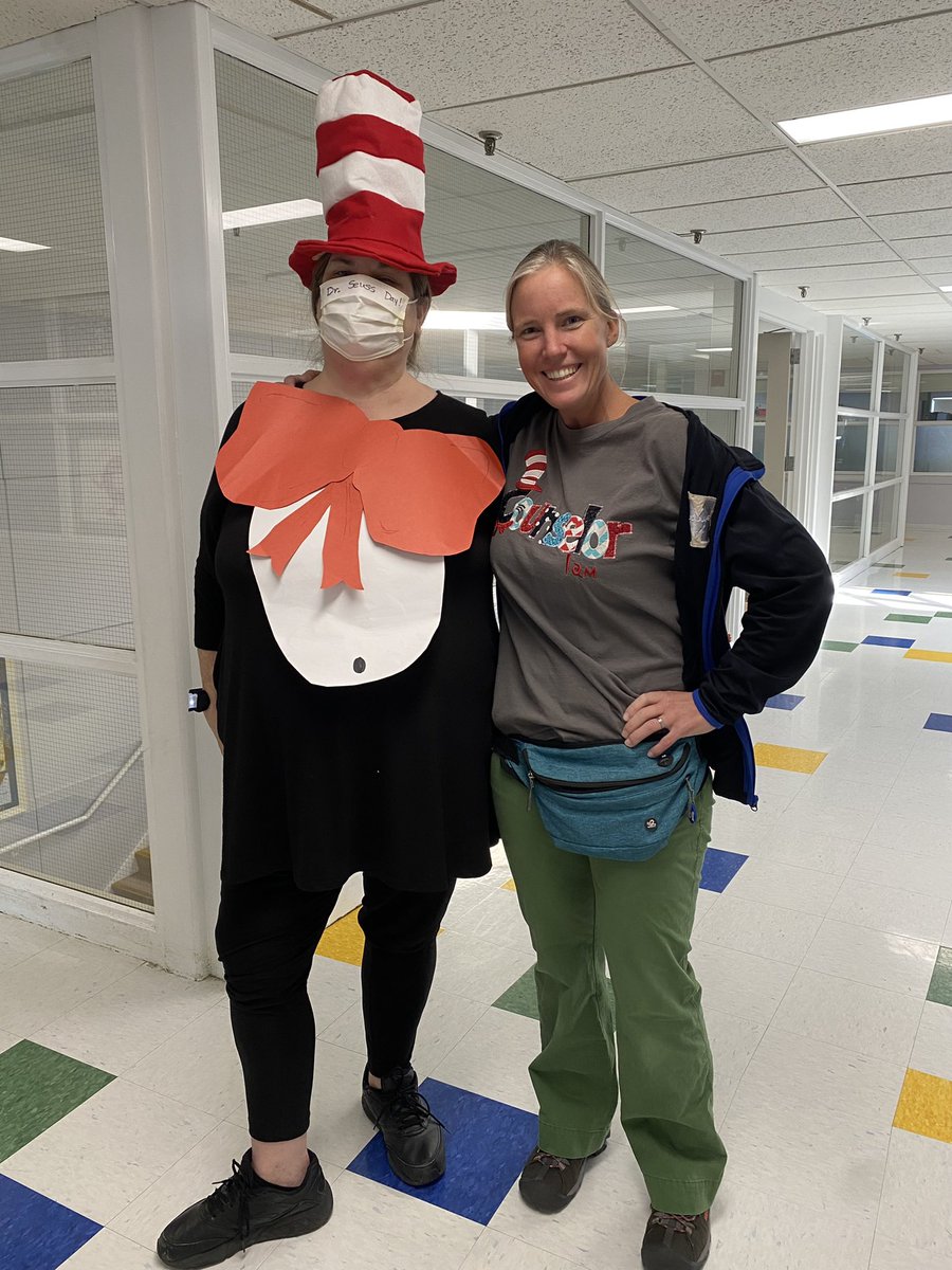 QSCounselor's tweet photo. Dr. Seuss Day at KCC! #Mashpee #CounselorIAm @KCCCounselor https://t.co/c4yz7BonSQ
