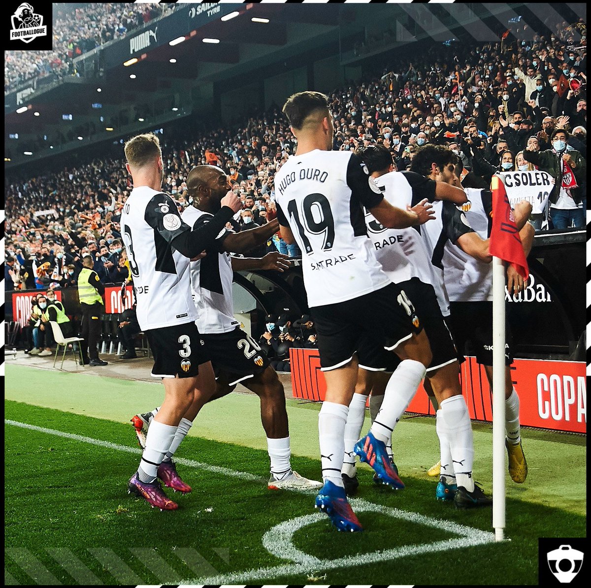 Footballogue's tweet photo. [#CopaDelRey🇪🇸] VALENCE 1-0 ATHLETIC

⏱ FIN DU MATCH !

⚽️ Guedes

🔴 VALENCE EST EN FINALE DE LA COUPE DU ROI !

#VALATH https://t.co/vUN02rYOM1