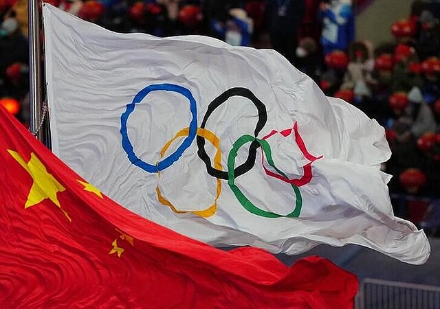 livedoornews's tweet photo. 【米報道】中国がロシアに侵攻延期要請、五輪終了まで
https://t.co/5V9xwoLfo7

 中国の政府当局者がロシア政府高官に対し、北京冬季五輪が終了するまでウクライナを侵攻しないよう２月初旬に要請していたと、米紙ニューヨーク・タイムズが欧米政府当局者の情報として報じた。 https://t.co/qSxsoT4vQw