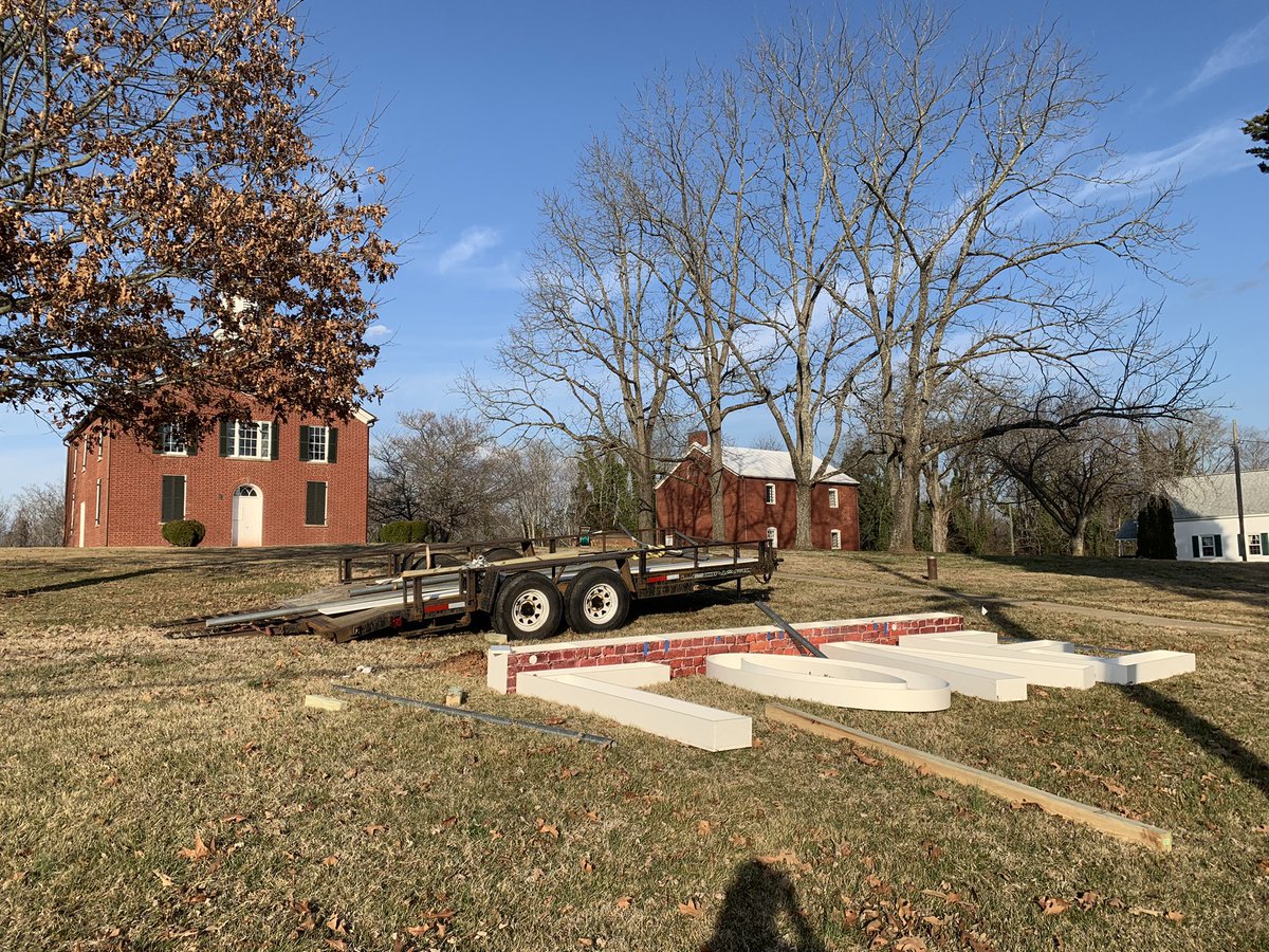 Something exciting is happening at #BrentsvilleCourthouse this week! Any guesses? 

#pwchistory #brentsvillebicenntenial #virginiaisforhistorylovers <a href="/VisitPWC/">Visit Prince William, VA</a>