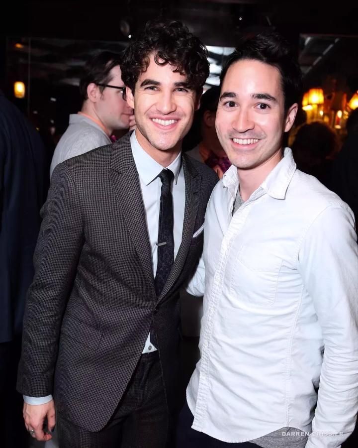 I'm literally at work and crying I can't believe it it's so surreal 😭🕊️💘