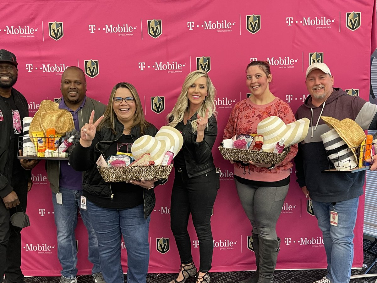 Erin Corson tweet media