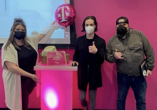 Erin Corson tweet media