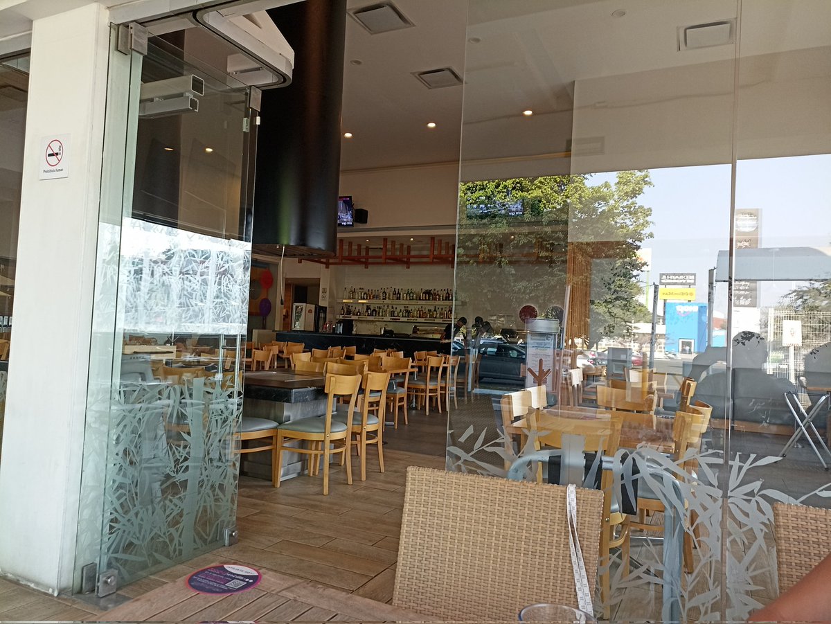 CD_ZUNIGA's tweet photo. @SushiIttoMx que onda con su servicio en cuernavaca? te tardan las de 45min en atenderte! Ya es la segunda vez que me pasa y los restaurantes vacíos!!! https://t.co/rDUHaprVNV