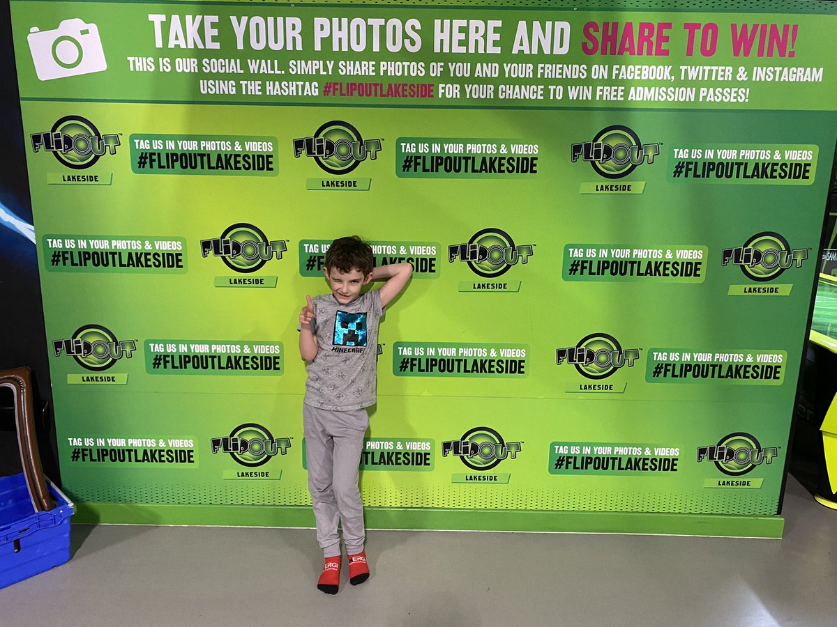 Awesome mum and son date night at #FlipoutLakeside
