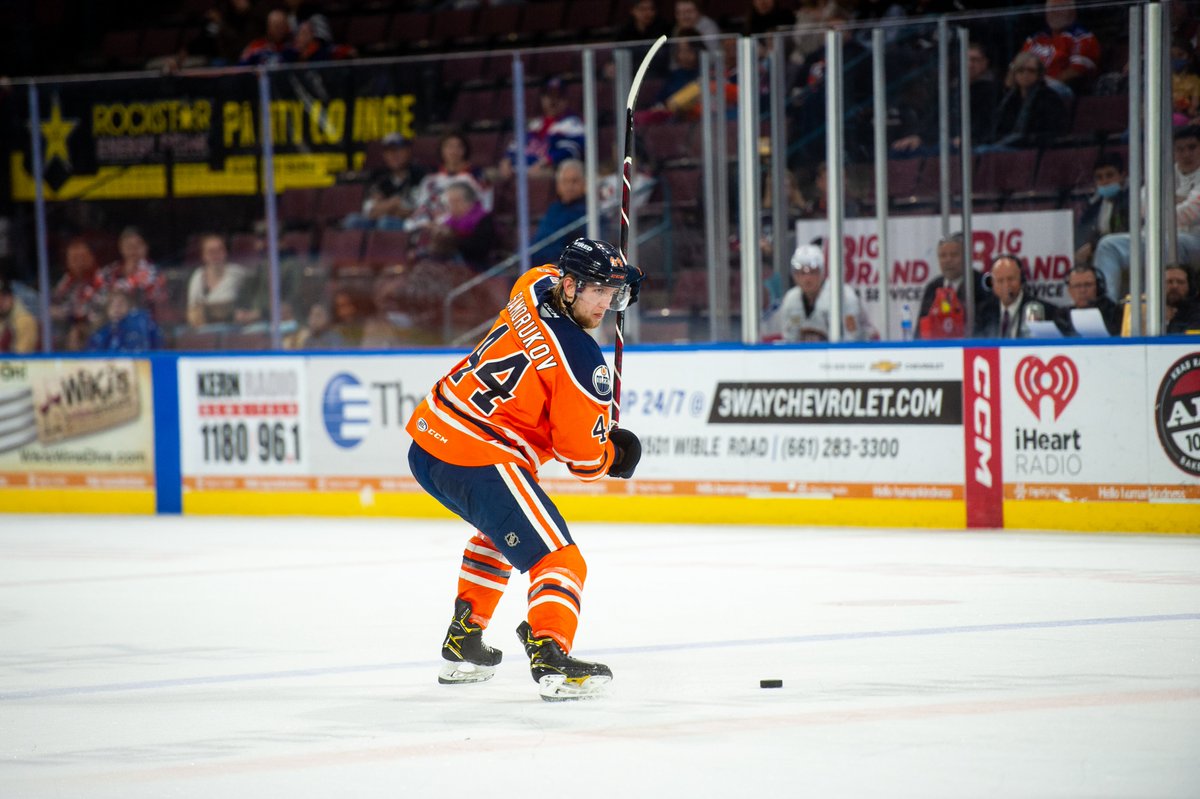 The <a href="/EdmontonOilers/">Edmonton Oilers</a> have signed the following players to NHL deals starting in 2022-23:

🔹Vincent Desharnais (two years)
🔸James Hamblin (two years)
🔹Dmitri Samorukov (one year)

📰 bit.ly/OilersSign3

#LetsGoOilers | #Condorstown