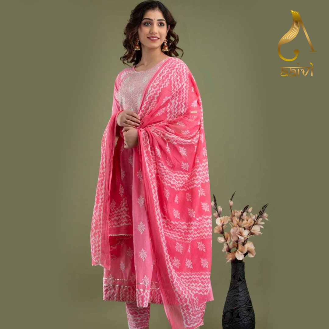 Aaiviapparels's tweet photo. Versatility is onn, with aaivi Catalogue. 

What matters is when are you owning it.

Shop Now: beautiful kurtis starting at just Rs. 650/-

SHOP NOW at: https://t.co/XJ1DOi8s8v

#womenfashion #fashion #style #onlineshopping #fashionstyle #womenstyle #fashionblogger #women https://t.co/KqhE1Ejdxn