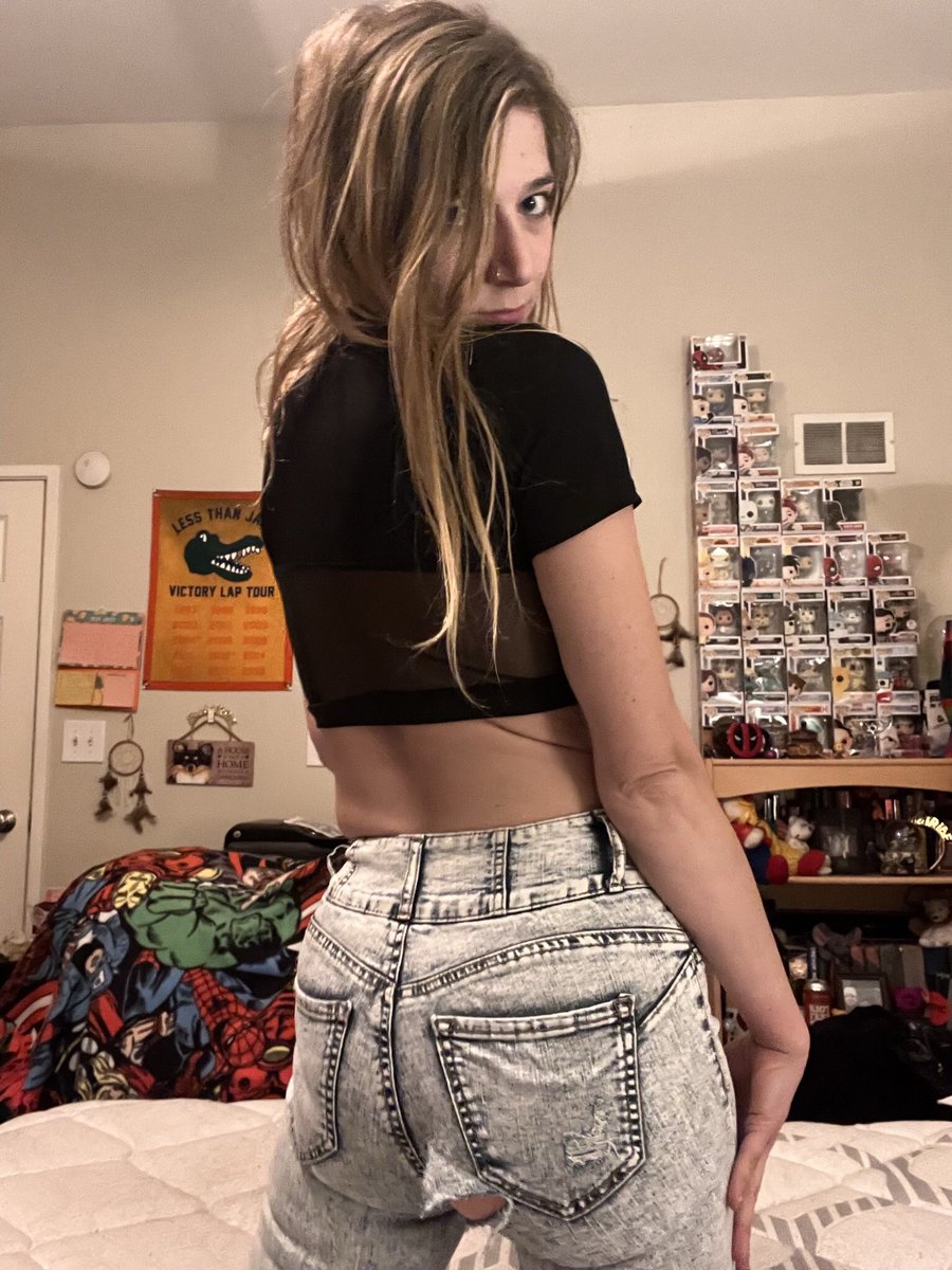 MistyMay33's tweet photo. Goood morning ☀️ #Morningg #jeansfetish #jeans #bootynatural #fitnessgirl #bootygang #bootyplay #bootyass #jeansgirl #wifeshowing #bad https://t.co/MwQhUZ6Iun