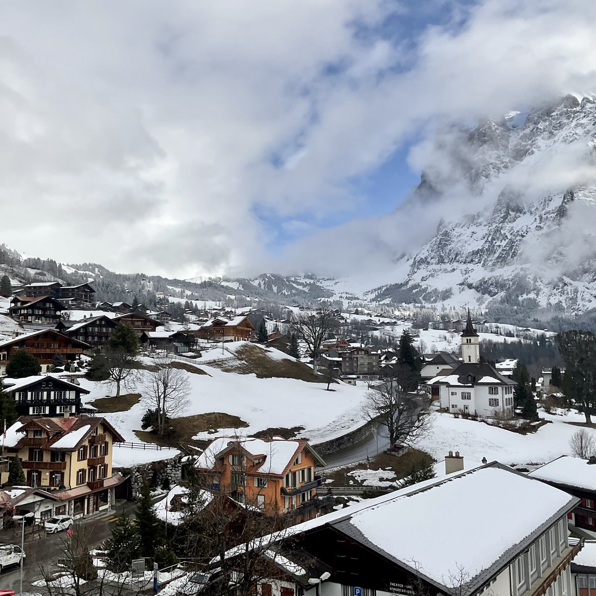 TwoStomachs's tweet photo. Conveniently located across the road from the main ski lift in charming Grindelwald, Sunstar offers most of the amenities to help families have a stress-free holiday. There are pockets of charm and some rooms were freshly renovated when we visited in February 2022.