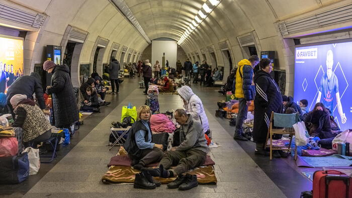 UCRAINA | La Banca Mondiale ha annunciato la sospensione di tutti i programmi di aiuto in Russia e Bielorussia in risposta all'invasione dell'Ucraina e alle ostilità nei confronti del popolo ucraino. La sospensione ha affetto immediato #ANSA 
ansa.it/sito/notizie/m…