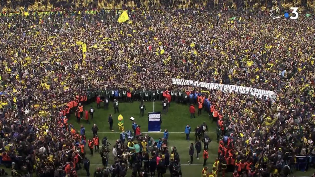 rendezleFCN's tweet image. 02/03/2022 - Stade de la Beaujoire, Nantes :

« Soutien à ceux qui œuvrent pour nous rendre le @FCNantes ! »

#KitaOut