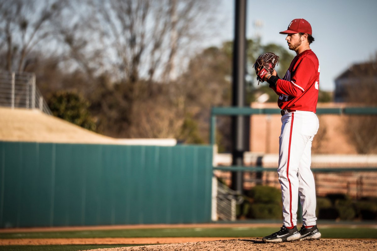 AlabamaBSB's tweet photo. Final line on J-Mac 🚜

7.0 IP, 1 H, 0 R/0 ER, 0 BB, 7 K - 78 pitches

#RollTide https://t.co/7cOGsCA4Ha