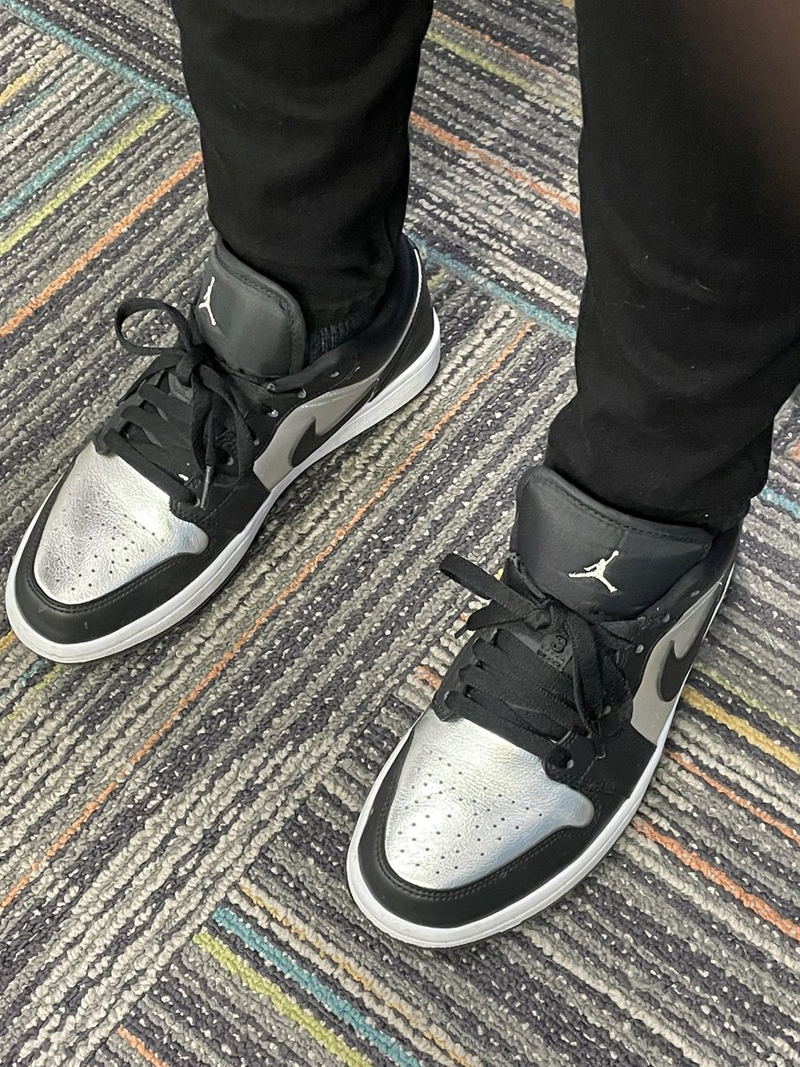 Someone say Sneaker Day? I’m rockin’ my Jordan 1 Low Silver Toe today! <a href="/VirtualSalesExp/">Virtual Sales Experience</a> <a href="/ATT/">AT&T</a>  #SneakerSwag