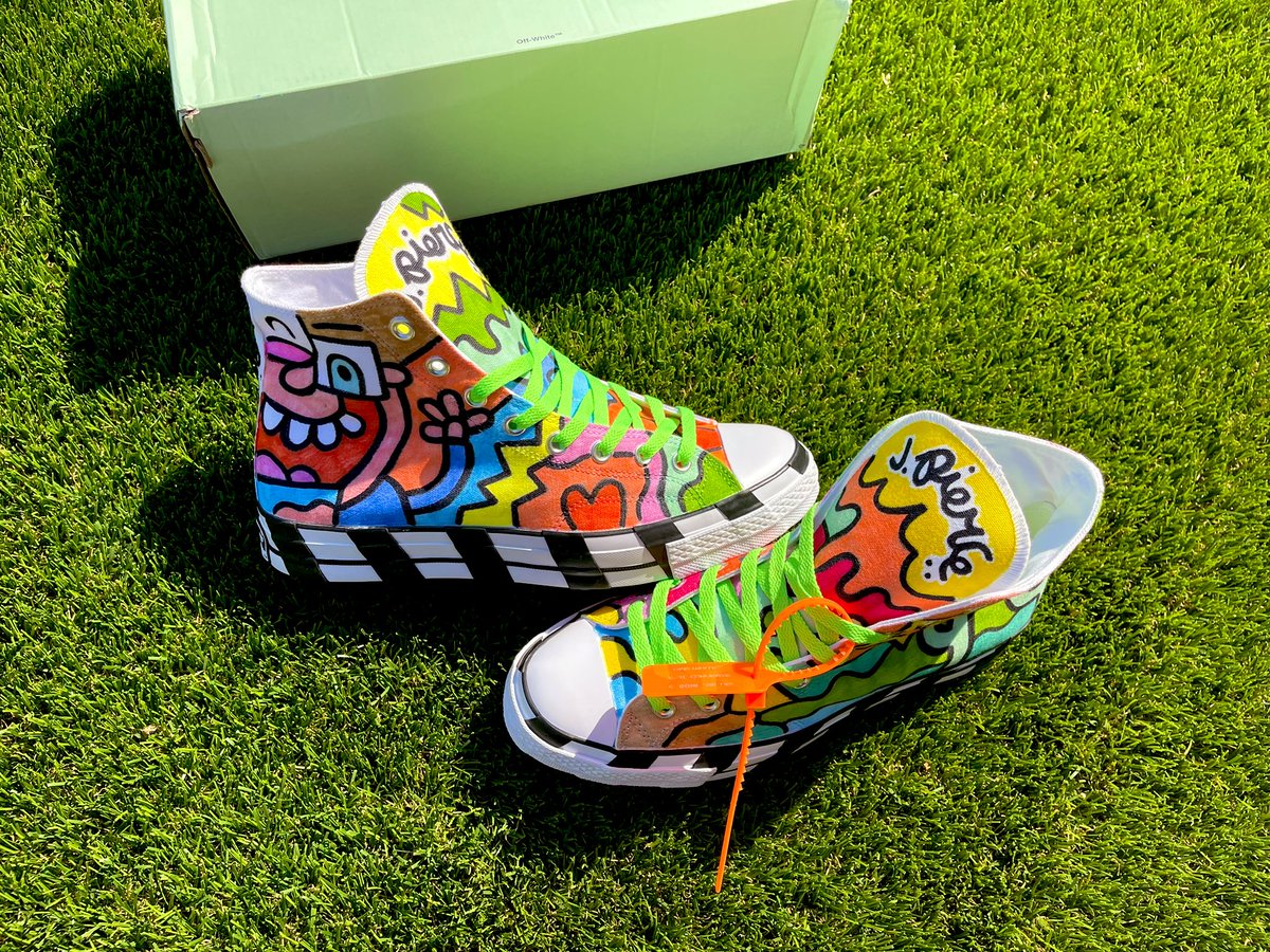 iamjpierce's tweet photo. .Exclusive 1 of 1 J. Pierce x Off White Converse commissioned by private collector 👨🏽🎨🖌🎨🔥💧👟🌊
#jpierce #jpierceandfriends #offwhite #converse #converseart #offwhiteconverse #nftcommunity #nftart #nftartist #art #sneakers #VirgilAbloh #offwhiteart https://t.co/Lnndukecn5