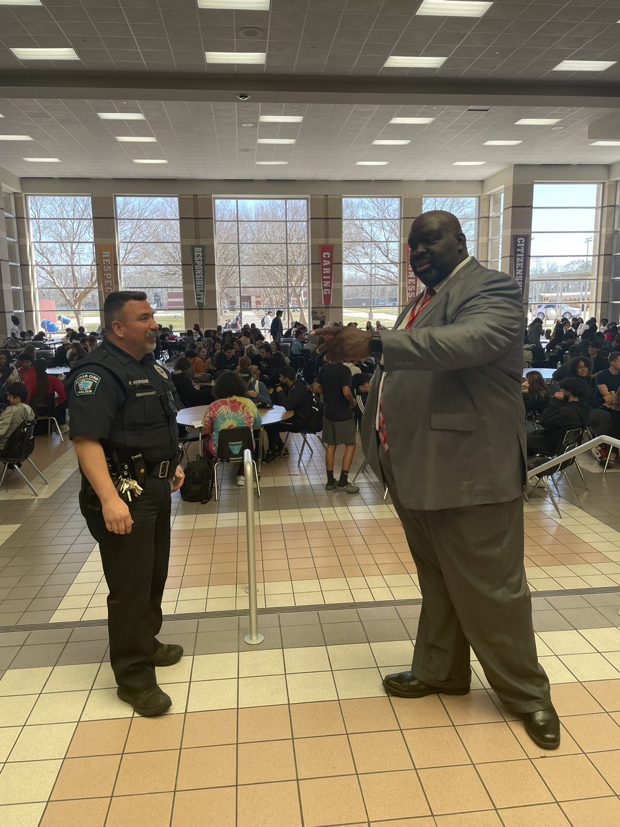 Dr. Roosevelt Nivens tweet media