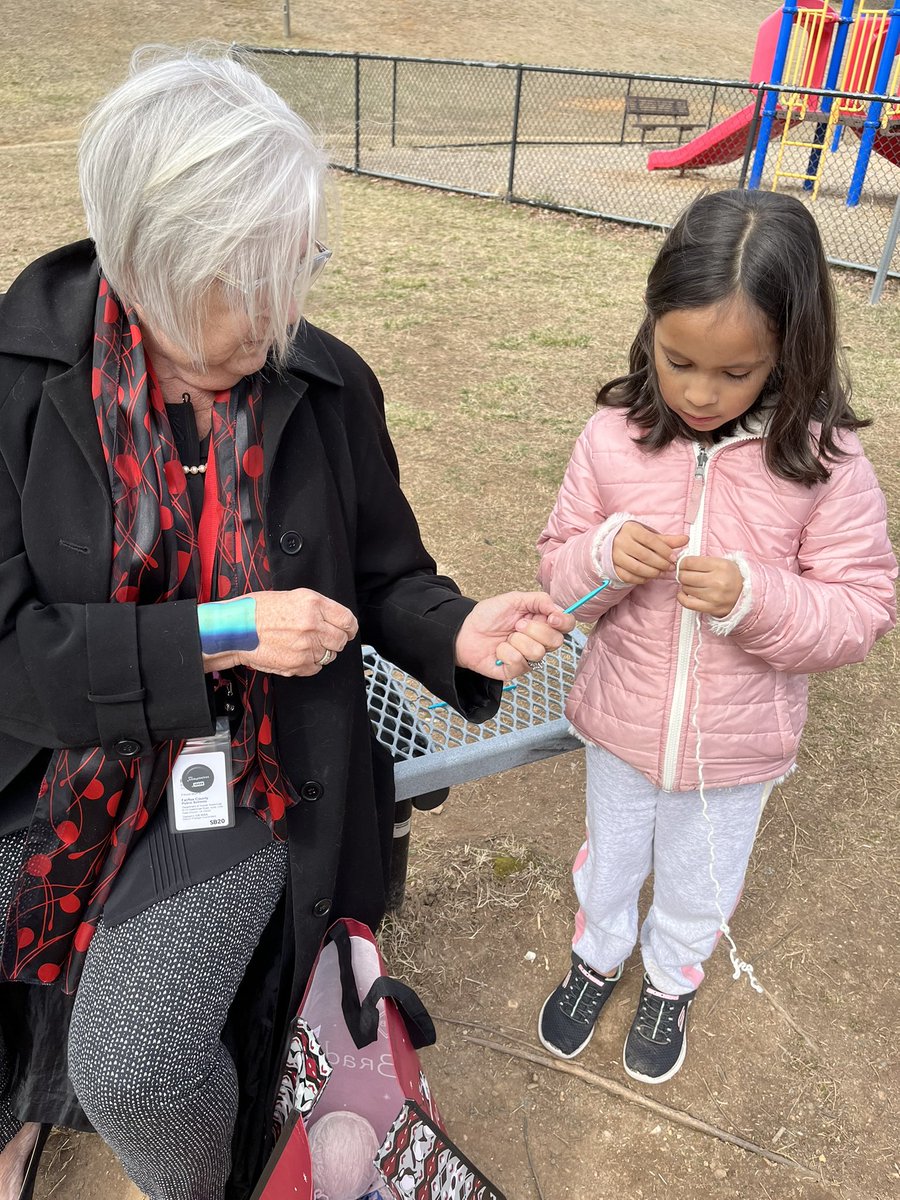 crgildea's tweet photo. Mrs. B teaching kids how to crochet during recess! @ColumbiaES_fcps https://t.co/nXqhmH9eTX