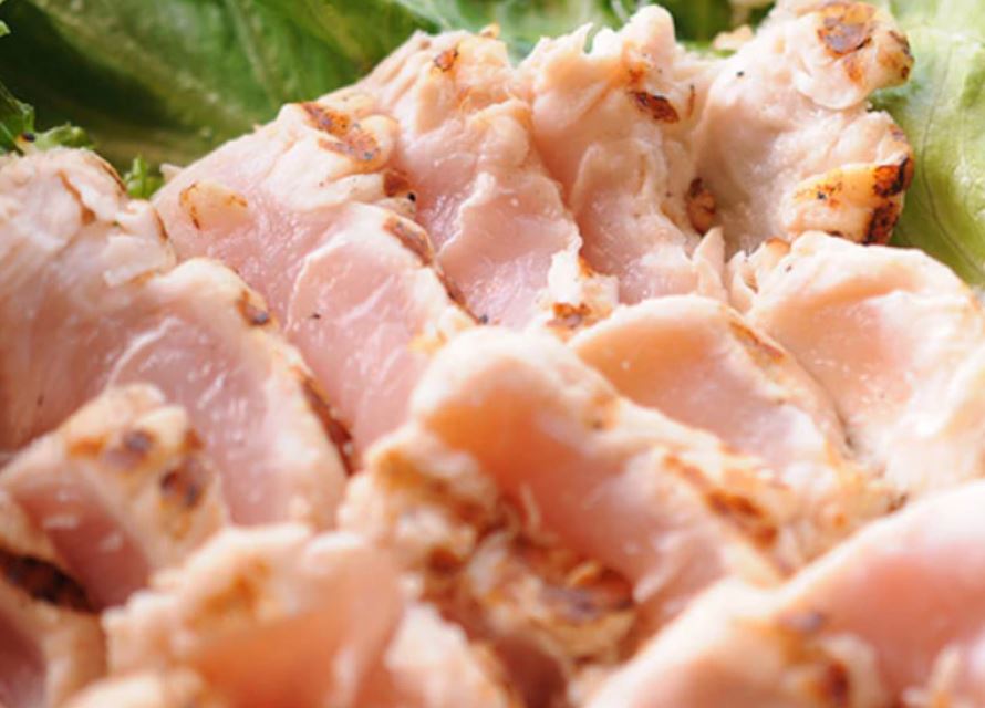 おはようございます😊

３月３日　桃の節句🍑🎎🍑

そして　「ささみの日」です🐓

漢字で書くと「笹身」
笹の葉のような形をしているためです😄

高タンパク・低カロリーでダイエットや筋肉作りにもってこいの食材💪😃

ささみ料理の中ではたたきが一番好きです🥰[🦄]

abriyan.com