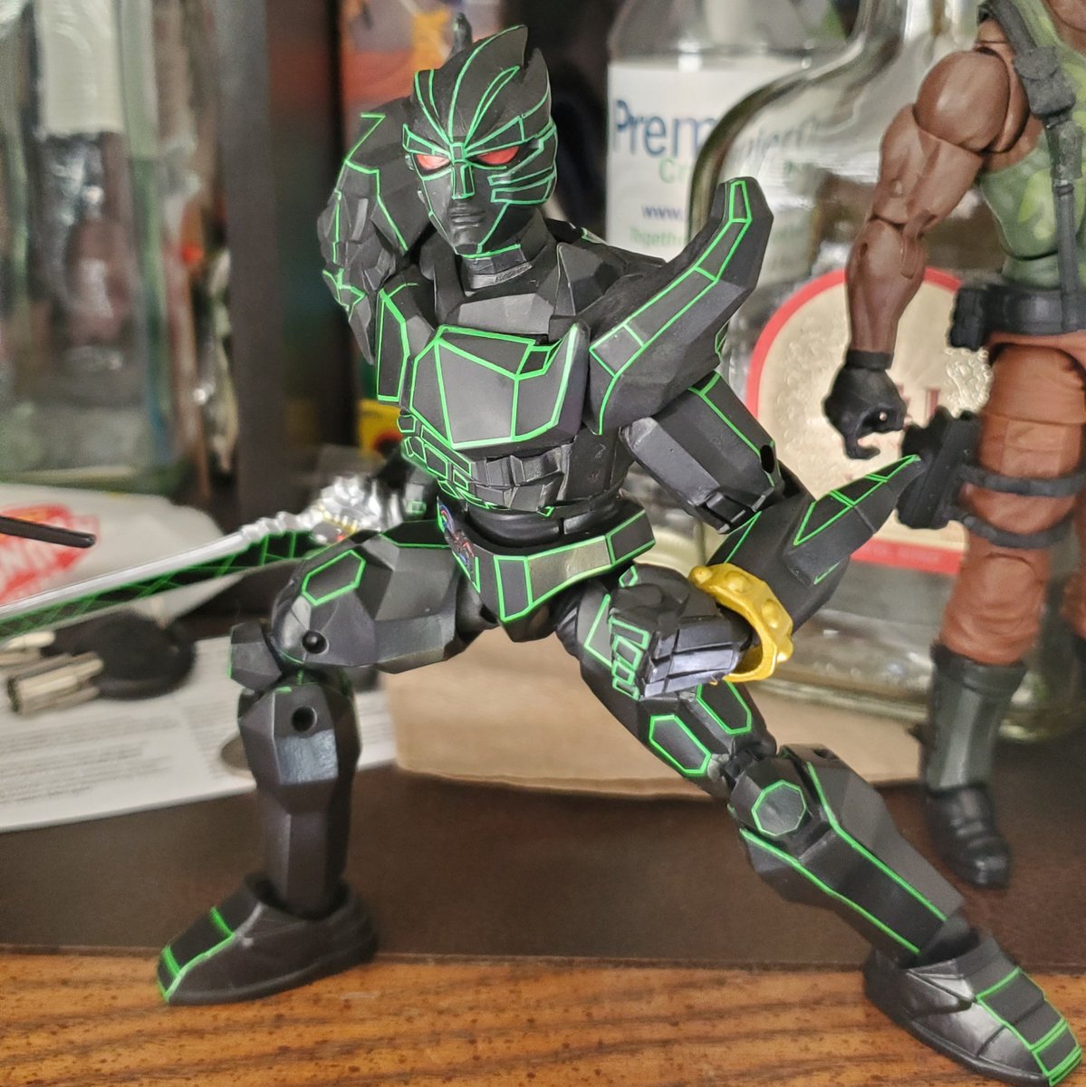 EricElemen's tweet photo. #lightningcollection #Ecliptor is so cool and fun! Excellent design that transfers over well to a #ACTIONFIGURES model. https://t.co/HWanGY46F1