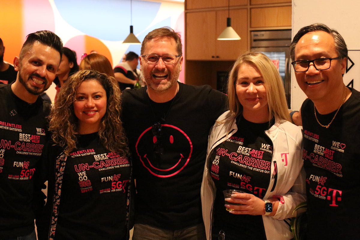 Look at this crew’s great swag game! Great to be with the Consumer Group in Overland Park, KS today!! #SievertTee