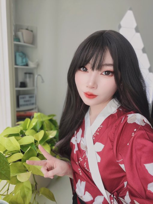 Just me and my pothos ?? https://t.co/gIQXyKjMEc