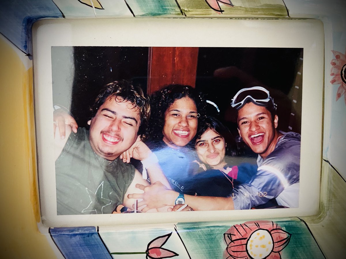 PolenGeneration's tweet photo. Incredible! It has been twenty years since this, beautiful, photograph was taken on 01/06/2002. I would like to thank you all for the friendship and the memories we have shared @tejalbhakta @NizzleIzzle @SushiWild #HighSchoolBestFriends https://t.co/xgvGOE4wWS