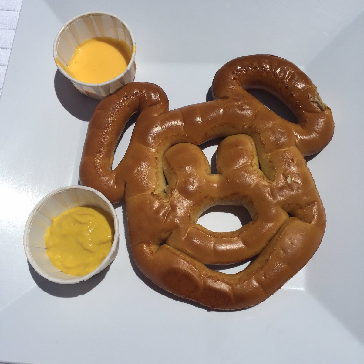 SqLifeRoundWrld's tweet photo. I wish the Fairy Godmother would bring Mickey shaped pretzels back to the ships as an included snack. @DisneyCruise #YearOfWishes #Sweepstakes https://t.co/L5reeXzunm