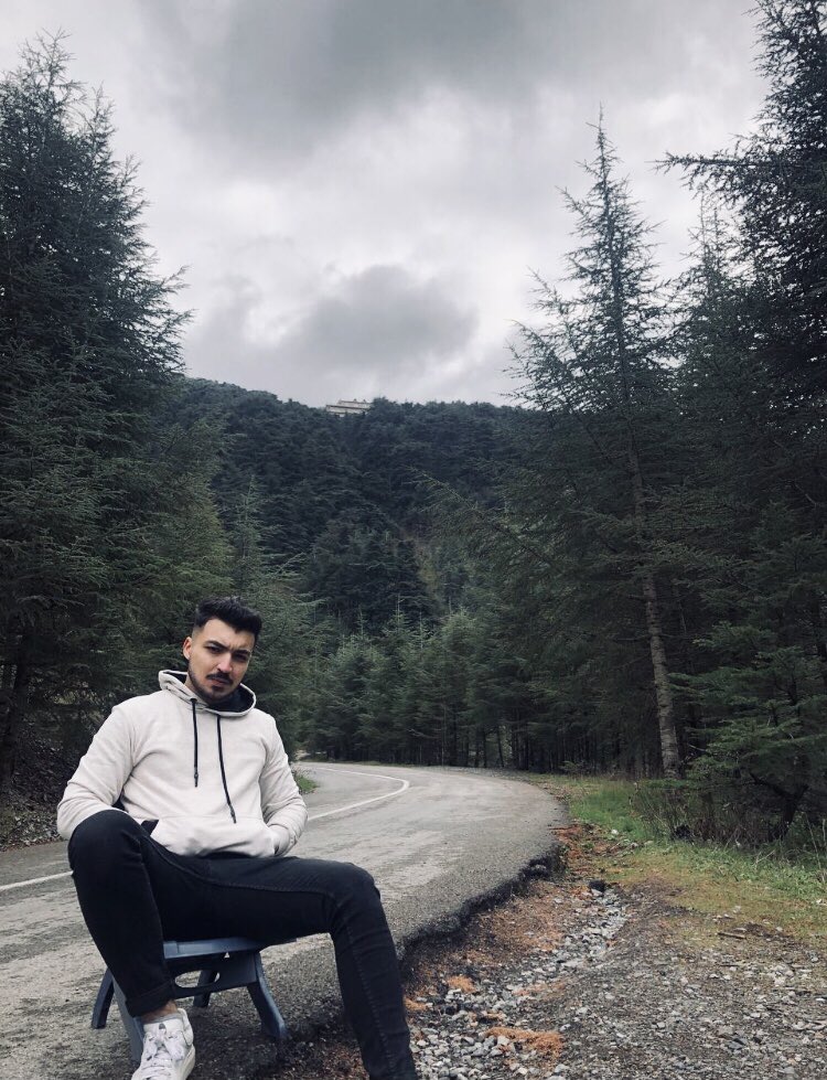 DDHMN2's tweet photo. 🦌🪵 https://t.co/QMvmj656sN