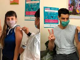 ReynaTarantula's tweet photo. @BallesterDani Y estos a que fueron???
ADEMÁS de robarse la vacuna q le correspondía a un adulto mayor o a personal esencial
#VacunatoriosVip https://t.co/D1TkYYUTtk