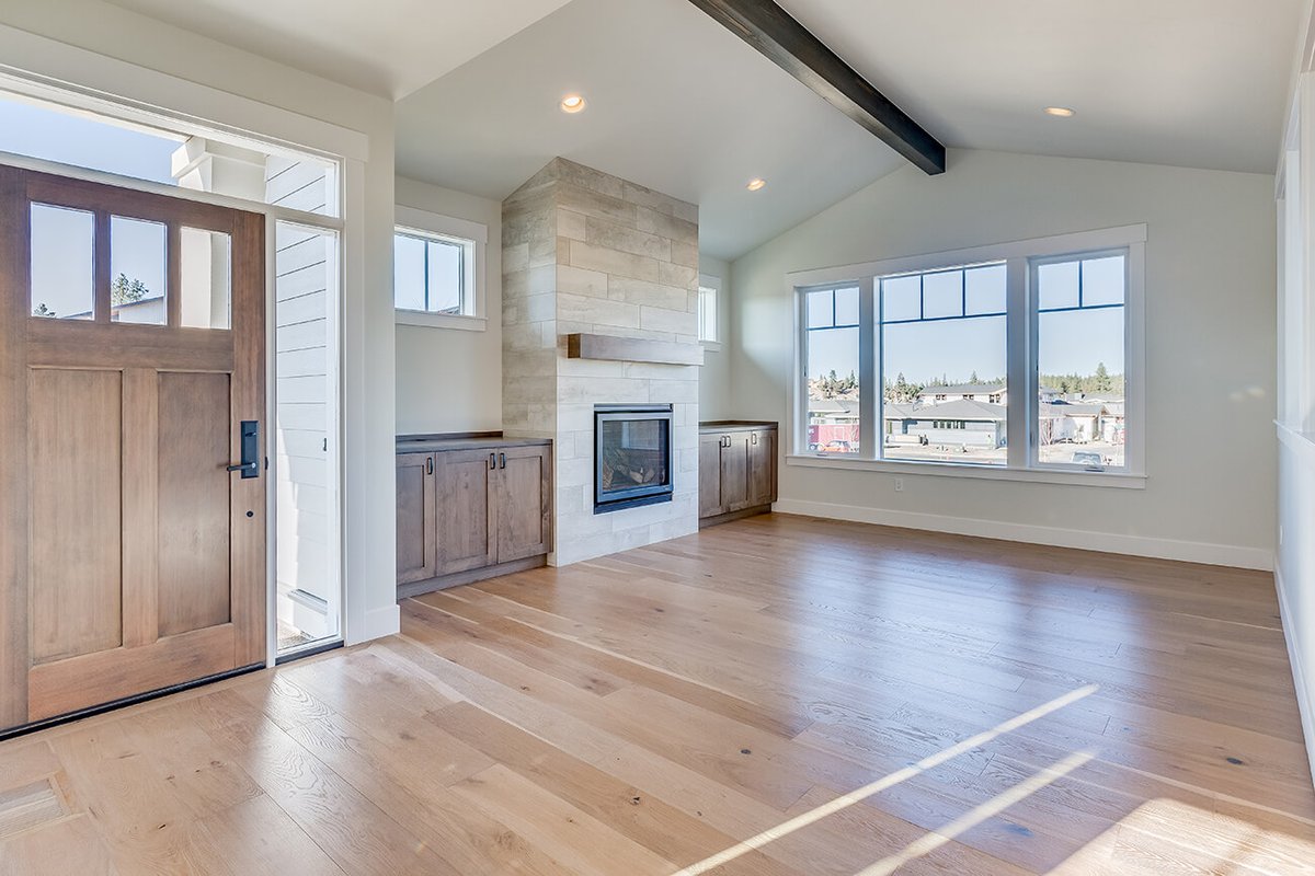 BillLoyd's tweet photo. See what advantages come with virtual #homestaging. #housing  https://t.co/1qjmI6BqIc https://t.co/LOyRFfDLZT