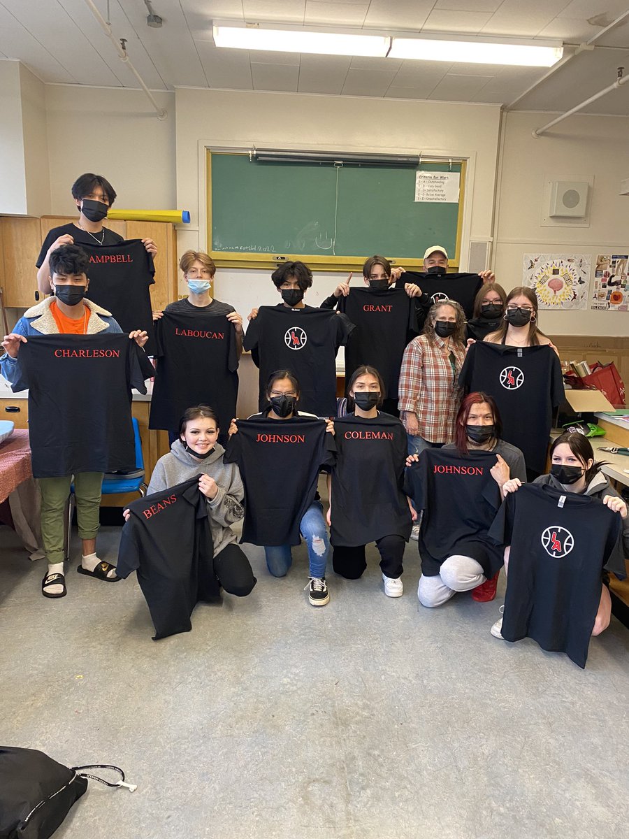 MrTJohnston1's tweet photo. @LearningAltern1 BBall teams celebrated today with 2 wins and new team swag (made by students!) We are proud of the attitude and determination shown on and off the court by our teams this year. Always be proud of the name on the back and the logo on the front #morethanschool https://t.co/xHUL0XD9I5