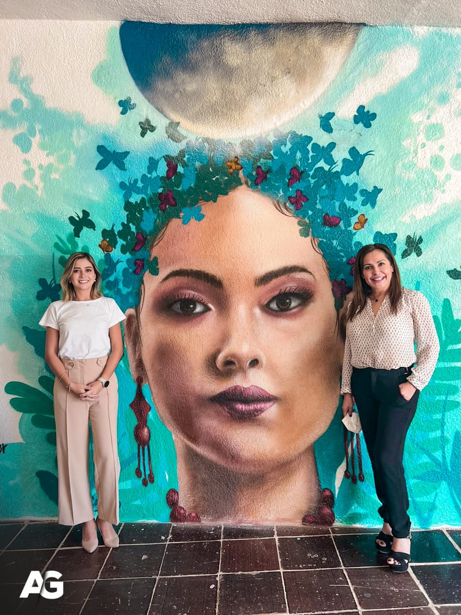 Andy Gordillo (@andygordillo_) on Twitter photo Somos suficientes y somos poderosas. Muy feliz de coincidir con Lorena Castillo, titular del <a href="/inmujer_cuerna/">Instituto de la Mujer de Cuernavaca</a>.💙
Hoy dos mujeres con voluntad se juntaron para hacer algo grande. Somos suficientes y somos poderosas. Muy feliz de coincidir con Lorena Castillo, titular del <a href="/inmujer_cuerna/">Instituto de la Mujer de Cuernavaca</a>.💙
Hoy dos mujeres con voluntad se juntaron para hacer algo grande.