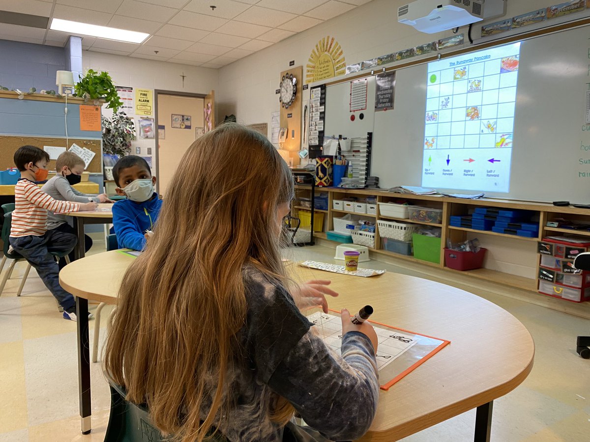 MsSfarmer's tweet image. For today’s #STEAMweek activity 1C coded the pathway of The Runaway Pancake 🥞 A big thank you to @OttCatholicSB for leading this for our students! #ocsbSTEAM #UnpluggedCoding #ocsbMath @StAnneOCSB @OttCatholicSB
