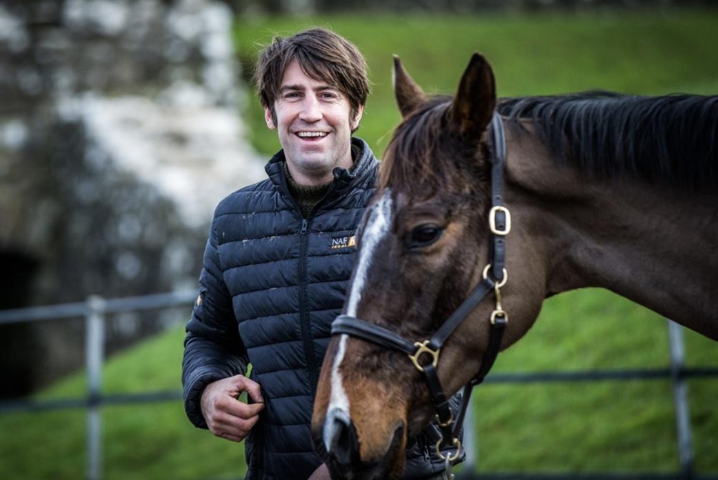 😍 If Christian Williams trains a double at Taunton I'll give £50 💷 to one of you lucky people! 

To Enter: 👇

1️⃣ RT this Tweet
2️⃣ Follow <a href="/racingblogger/">Stephen R Power</a> 
 
#Cheltenhamfestival #HorseRacing 🏆