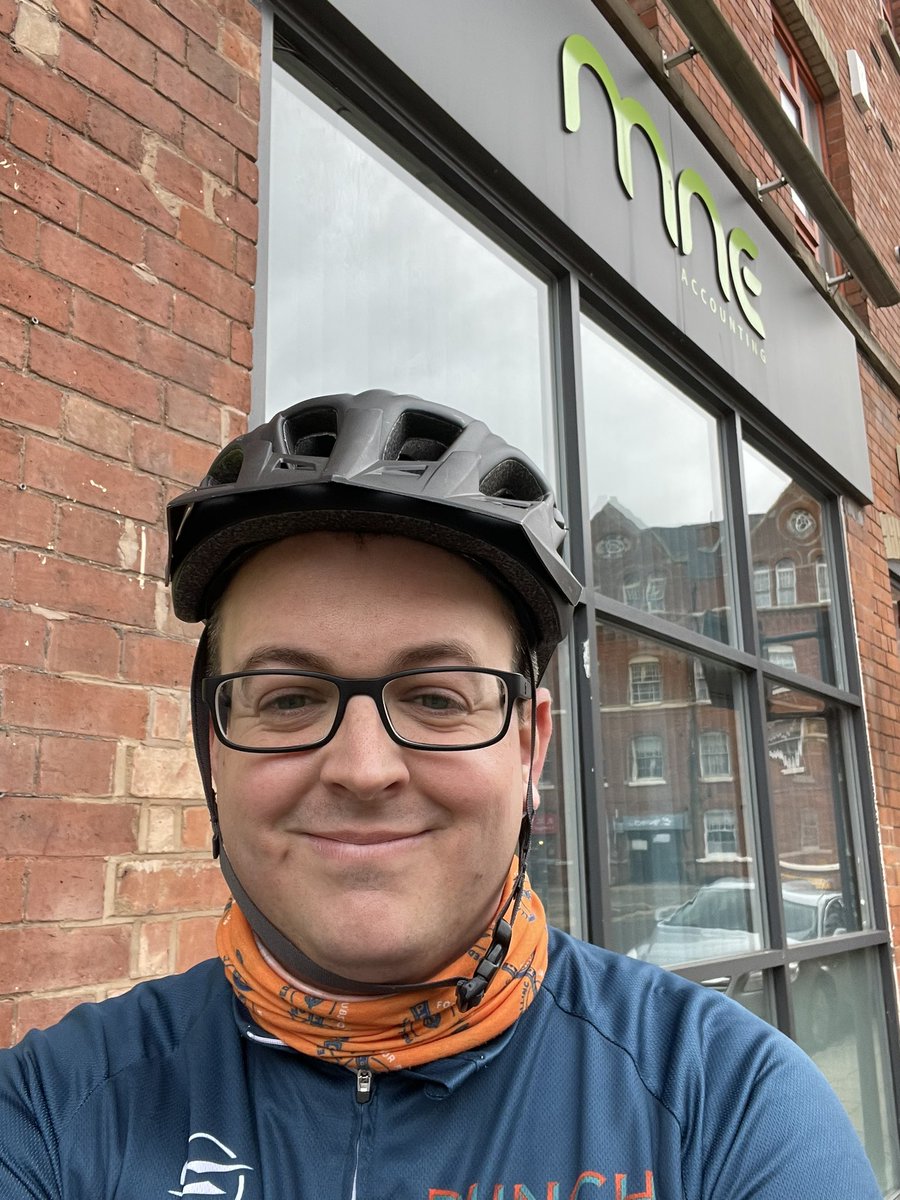 samhagger's tweet photo. 6 days until we board our flight to Jordan &amp; begin our 335k 🚴 @Pedallingforpub challenge 😬 Yesterdays training ride was powered by the generous support of our awesome @BeautifulPubs accountants @MNEAccounting 🙌🏼 There's still time to support our ride ➡️ https://t.co/ft5BM8GPaR https://t.co/vqEp6SW8us